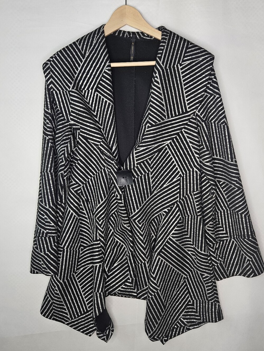 IC by Connie K Women's Asymmetrical Bold Geometric Print Jacket Arts To Wear L